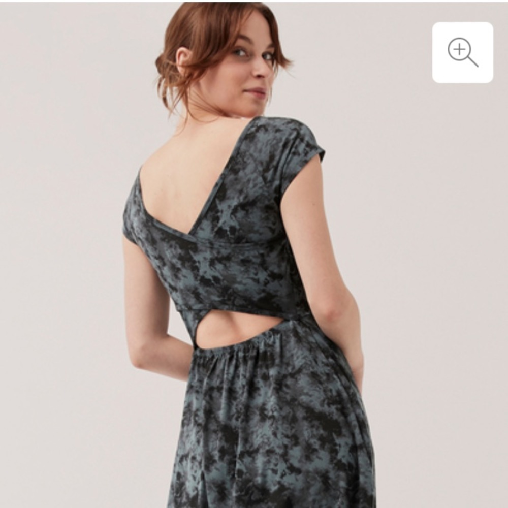 Pact - Fit & Flare Crossback Maxi - Medium
